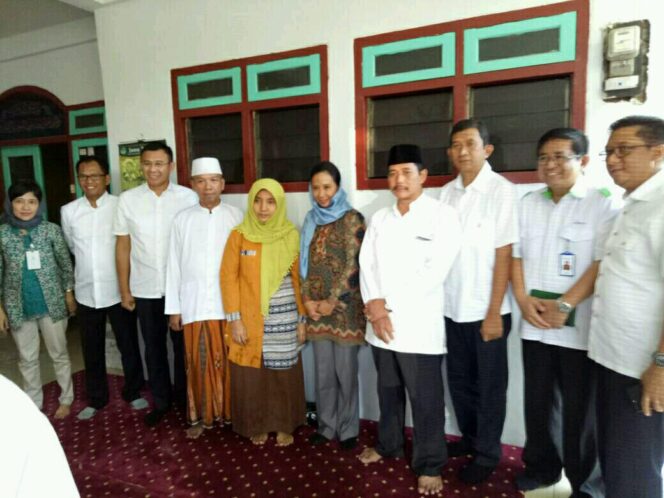 
Menteri BUMN Blusukan ke Ponpes Darul Ulum Karangpandan