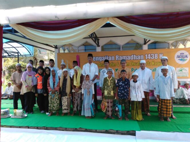 
Aqua Keboncandi Bagikan Santunan Kepada Puluhan Anak Yatim & Kaum Dhuafa di 3 Desa