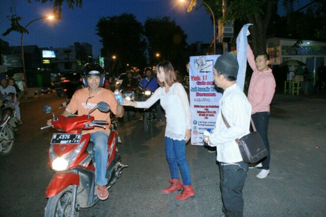 
Ini Cara Pegawai dan Jurnalis Kabarpas Berbagi dengan Sesama di Penghujung Ramadan