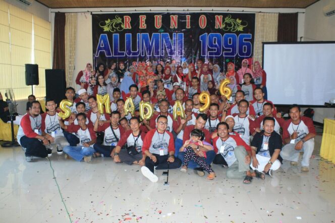 
Alumni SMAN 2 Kota Pasuruan Angkatan 96 Gelar Reunian