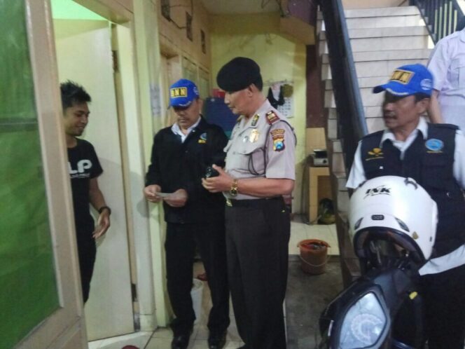
Peringati Hari Anti Narkotika Internasional, BNN Kota Malang Gelar Operasi Simpatik di Kos-kosan