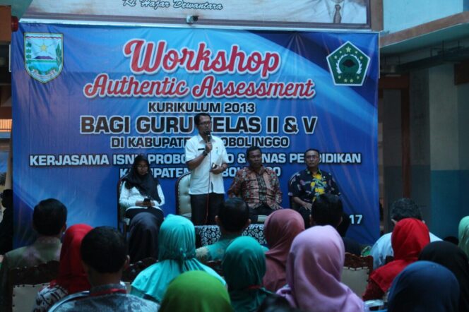 
Ratusan Guru di Probolinggo Antusias Ikuti Workshop K-13
