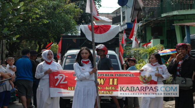 
Meriahnya Perayaan Agustusan di Kelurahan Samaan
