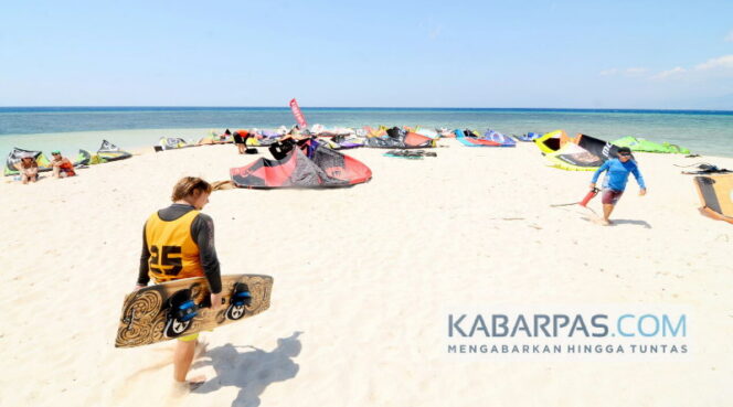 
Keren, 13 Negara Akan Ikut Kite and Wind Surfing Banyuwangi