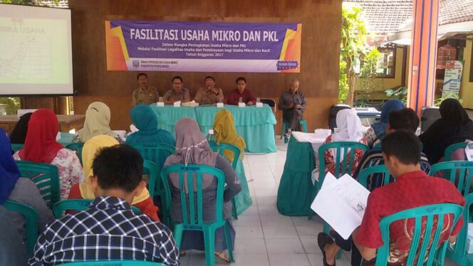 
Usaha Mikro dan PKL di Probolinggo Dapat Fasilitas Khusus dari Pemerintah