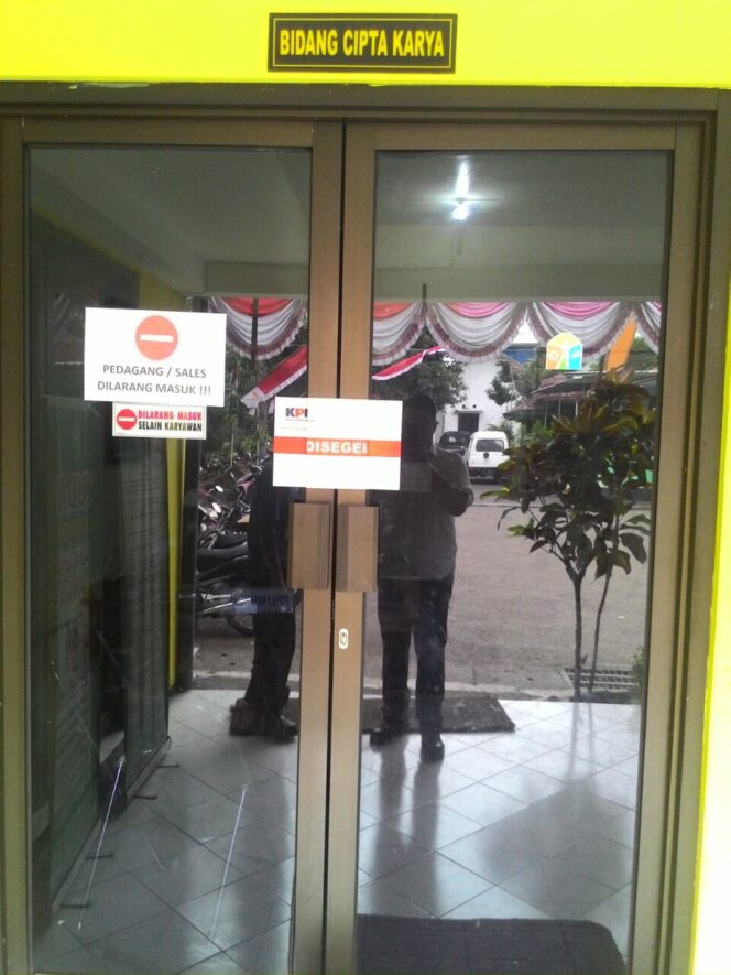 
KPK Segel Ruangan Wali Kota Malang, Ada Apa?