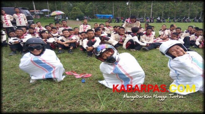 
Meriahkan HUT RI, SMKN Ihya Ulumudin Gelar Lomba Balap Nyleneh