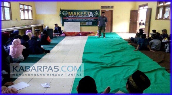 
Puluhan Santri Ponpes Darul Hikmah Dilatih Cara Berorganisasi ala Pelajar NU