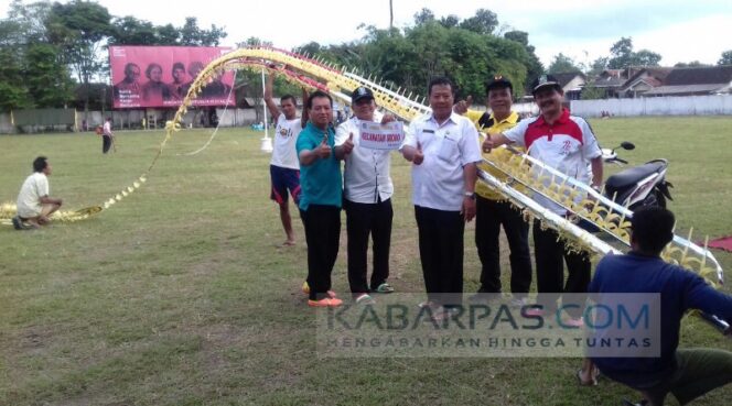 
Antusias Peserta Lomba Penjor Melebihi Kouta