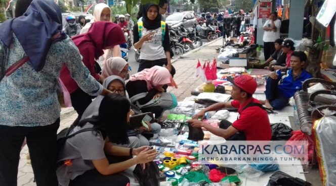 
Ospek, Momen PKL Mengais Rejeki