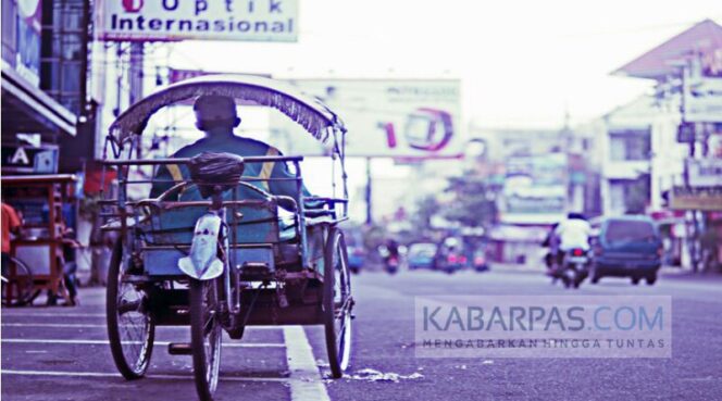 
Angkot VS Transport Online Masih Memanas, Biro Perjalanan Kelimpungan