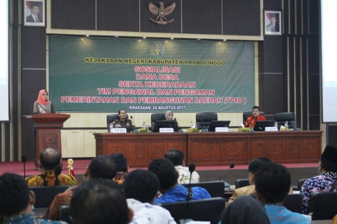 
Antisipasi Penyelewengan Dana Desa, Kejari Probolinggo Sosialisasikan DD dan Keberadaan TP4D