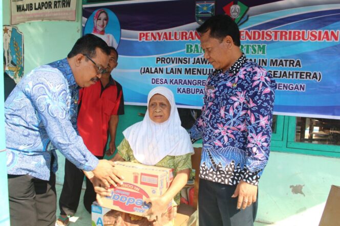 
107 Warga Karangren Terima Bantuan RTSM Program Jalin Matra