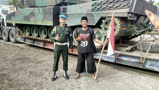 
Cerita Sam Wes yang Jalan Kaki “Beraspalkan Darah dan Air Mata” Semarang – Kendal
