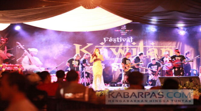 
Festifal Kawitan Dongkrak Ekonomi Temenggungan