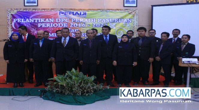 
Puluhan Penggurus Peradi Pasuruan Dilantik