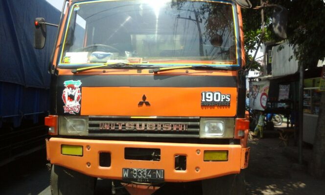 
Astaga, Ibu dan Anak Ini Tewas Dilindas Truk di Wonorejo