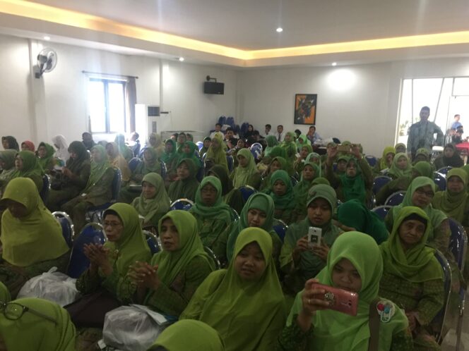 
Muslimat NU Kota Pasuruan Gelar Sosialisasi Cinta Rupiah-Cinta Indonesia