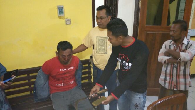 
Penjambret HP Keok Usai Duel dengan Pemuda