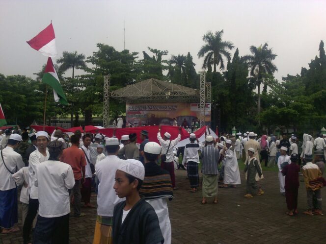 
Ribuan Umat Islam di Pasuruan Gelar Aksi Bela Palestina