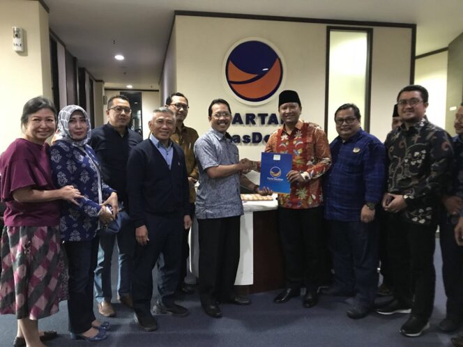 
Partai Nasdem Akan All Out Menangkan Gus Irsyad-Gus Mujib di Pilbup 2018