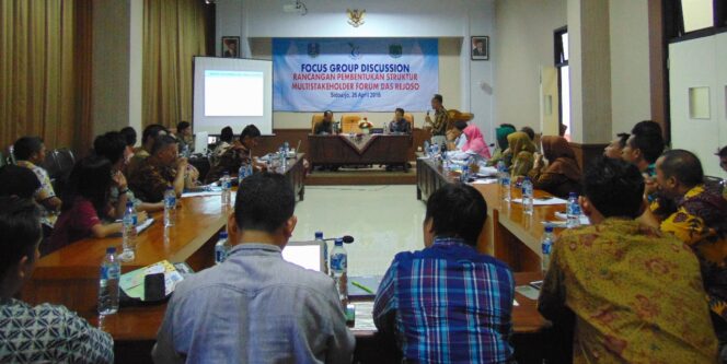 
Gelar FGD, Gerakan RejosoKita Rumuskan Strategi Kolaborasi Multipihak dalam Pengelolaan DAS Rejoso