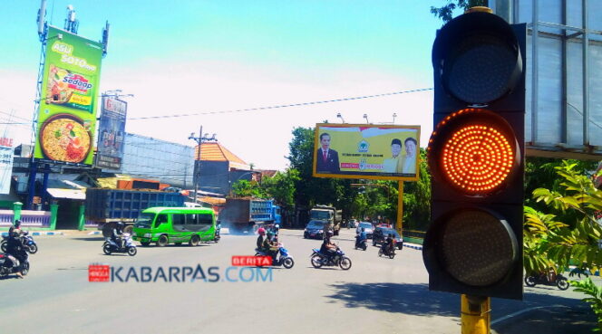 
Hampir Sepekan, TL di Simpang Empat Purut Hanya Di-Flash
