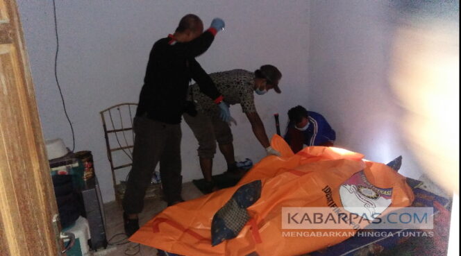 
Pria Paruh Baya Ditemukan Tewas di Kamar Kos