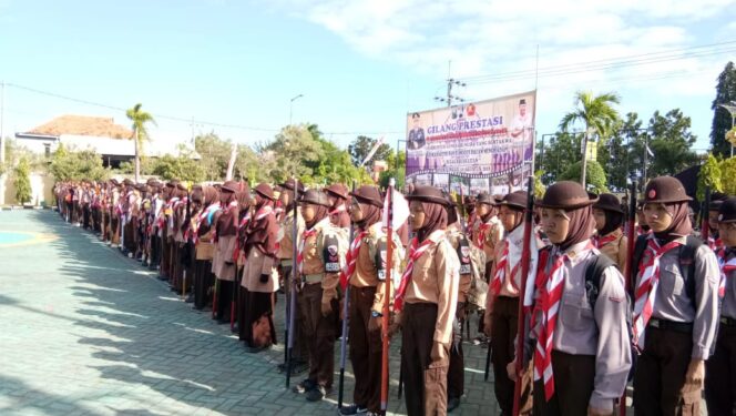 
Ratusan Siswa SMP Semarakkan Gilang Prestasi Penggalang