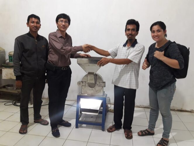 
Komitmen Unesa dalam Membina Berbagai Industri Kecil di Jawa Timur