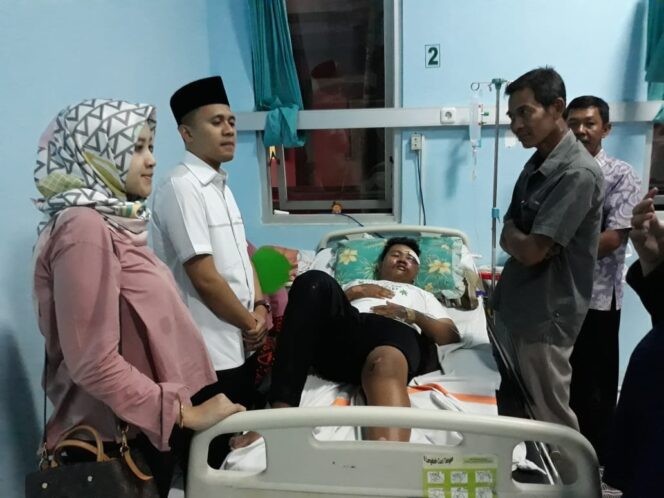 
Temui Korban di Rumah Sakit, dr Mufti Tanggung Pengobatan Korban Hingga Sembuh Total