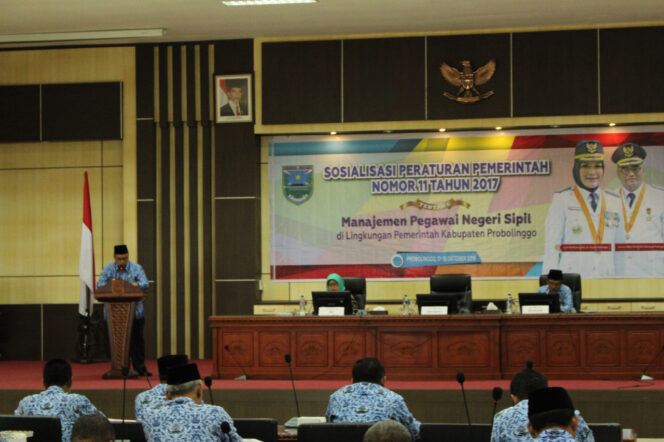 
Pemkab Probolinggo Sosialisasikan Peraturan Pemerintah Tentang Manajemen PNS