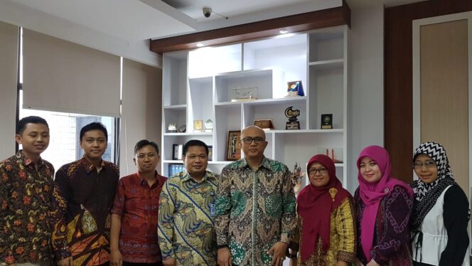 
Kemenag Lepas Keberangkatan 6 Dosen PTKI Penerima Beasiswa PIES Australia