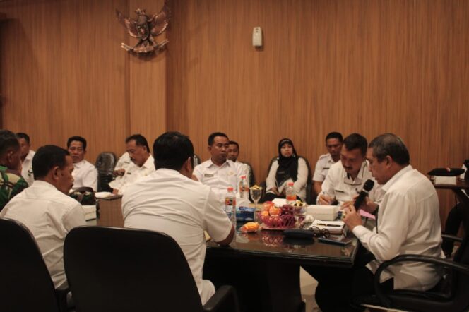 
Pemkab Probolinggo Gelar Rakor Pelaksanaan Pemberantasan Sarang Nyamuk Serentak