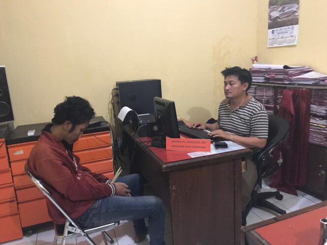 
Polisi Bekuk Pelaku Curanmor dengan Modus Pinjam Motor Korban