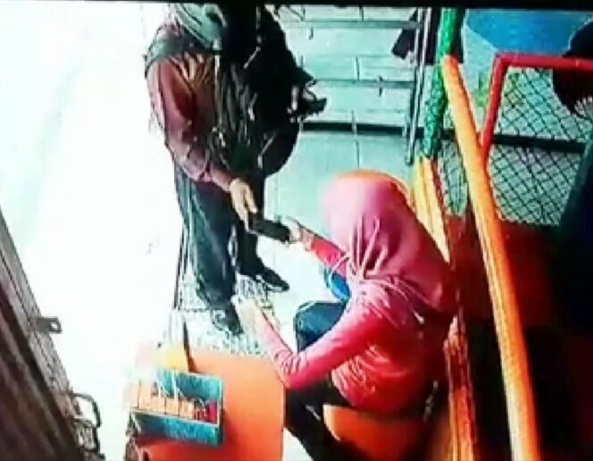 
Waspada, Pelaku Gendam HP Masih Gentayangan di Malang