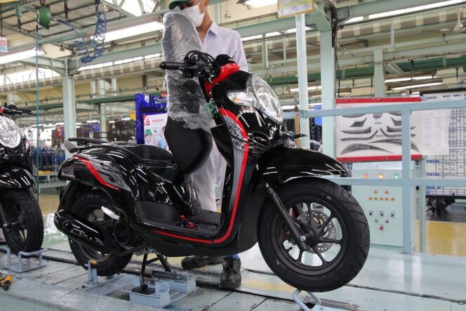 
New Honda Scoopy Tampil Semakin Unik dan Fashionable