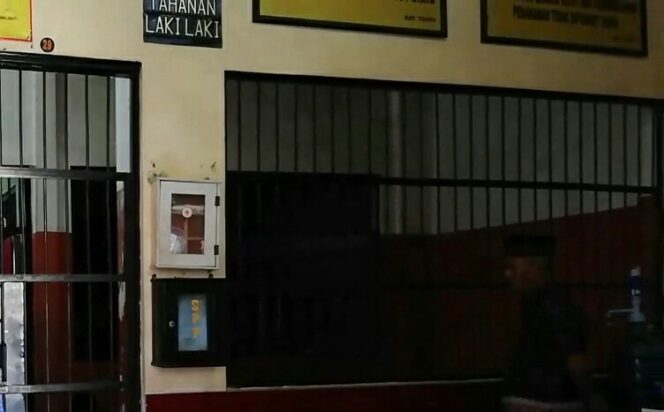 
Empat Tahanan Polresta Pasuruan Kabur