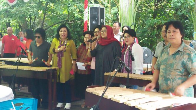 
Musik Kolintang Goes to UNESCO