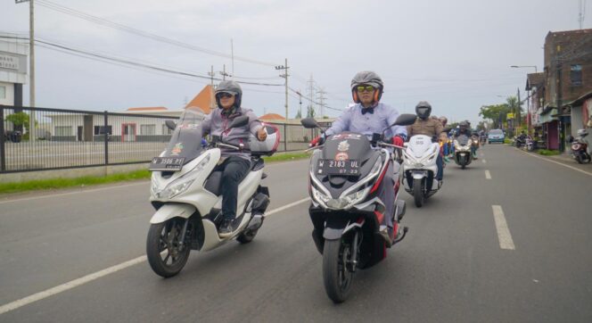 
Ini Dia Touring Keren ala Komunitas Honda Jatim