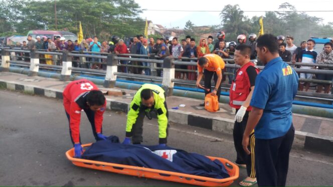 
Geger, Penemuan Mayat Pria Diduga Korban Pembunuhan di Jembatan Gadang 