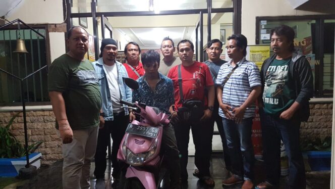 
Ranmor Asal Jabung Babak Belur Dihajar Massa