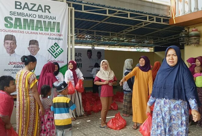 
Solidaritas Ulama Muda Jokowi Gelar Bazar Sembako Murah di Pasuruan