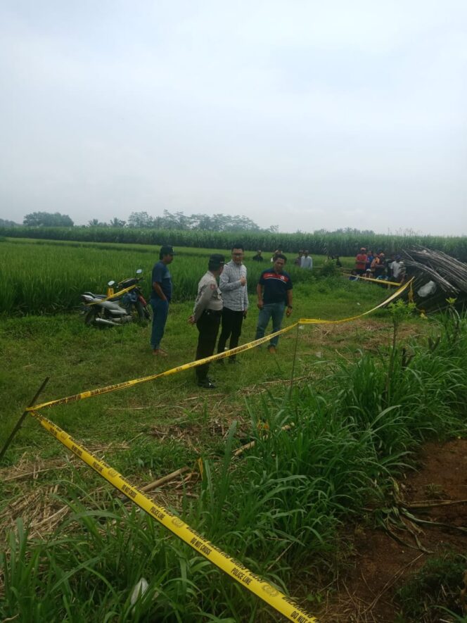 
Mayat Pria Bersimbah Darah di Lahan Tebu, Gegerkan Warga Pakis Malang