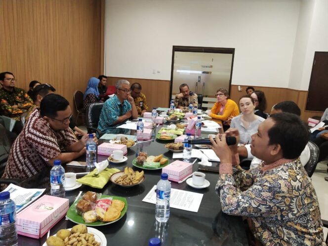 
Pemkab Probolinggo Terima Kunjungan Tim Studi Universitas Queensland Australia