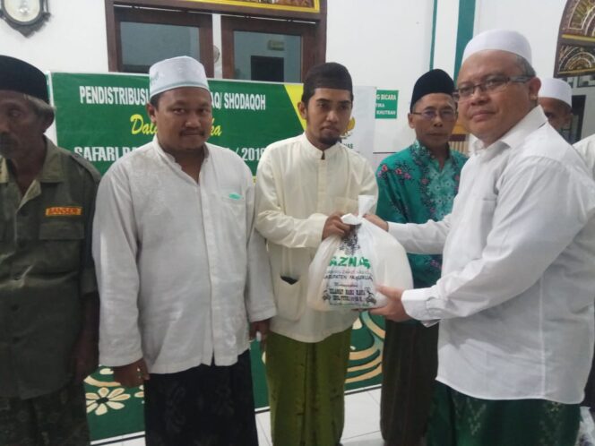 
Pembukaan Safari Ramadan 2019, PCNU Kabupaten Pasuruan Bagi Ratusan Sembako untuk Dhuafa