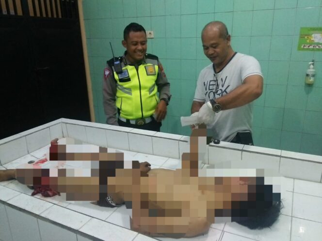 
Asyik Duduk di Rel Sambil Bermain Handphone, Remaja di Pasuruan Tewas Ditabrak Kereta