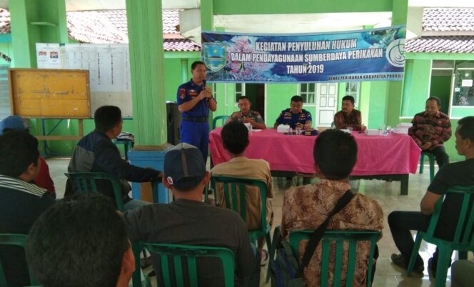 
Diskan Pemkab Probolinggo Berikan Penyuluhan Hukum Dalam Pendayagunaan Sumber Daya Perikanan