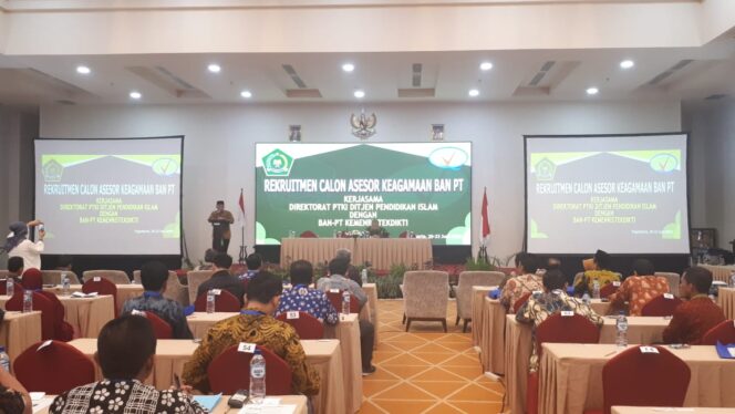 
Ratusan Dosen Tetap Perguruan Tinggi Keagamaan Negeri Ikuti Rekruitmen Calon Asesor BAN-PT