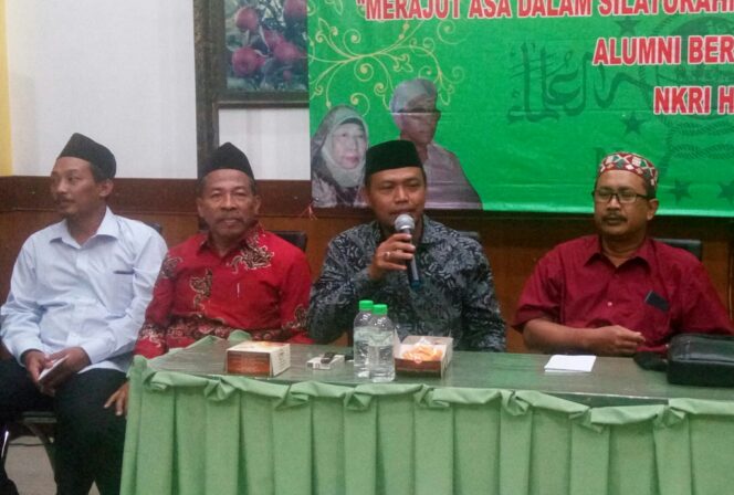 
H Jadid Nahkodai Majelis Alumni IPNU-IPPNU Kota Pasuruan